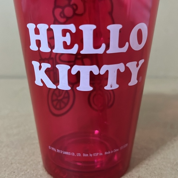 Hello Kitty Cup - Picture 4 of 5
